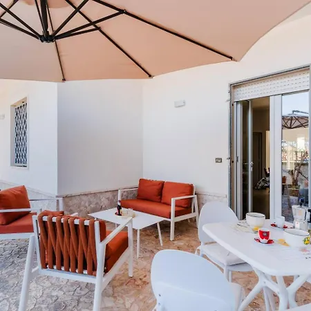 Greta * 切萨雷奥港